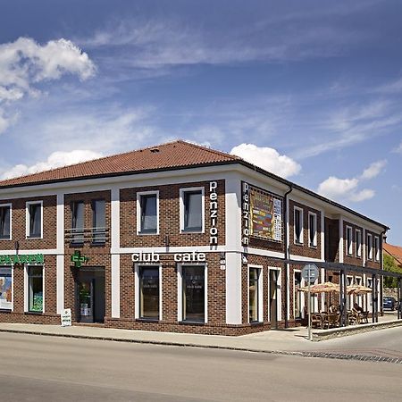 Penzion Club Skalica Exterior photo